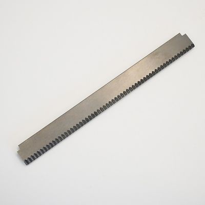 Lama per coltello seghettata per macchine confezionatrici personalizzata, varie utensili da taglio industriali non standard in carburo di tungsteno cementato