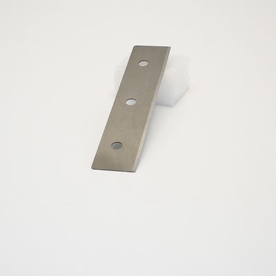 Lama per taglierina industriale per fibra chimica a tre fori in lega di carburo di tungsteno cementato personalizzata per il taglio di film di tessuto