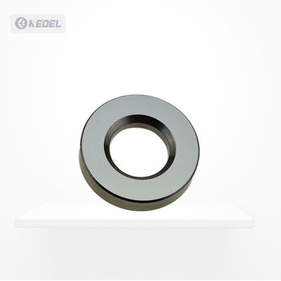 Equipaggiamento di valvole per condotte di pozzi di petrolio Sigillo meccanico e elevata resistenza all'usura nell'anello di sigillo del carburo di tungsteno cementato su misura