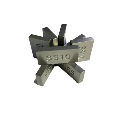 Punte brasate con carburo di tungsteno in lega YG8 con densità 14,75 g/cm3 Durezza 90,0 HRA e TRS 3200 Mpa